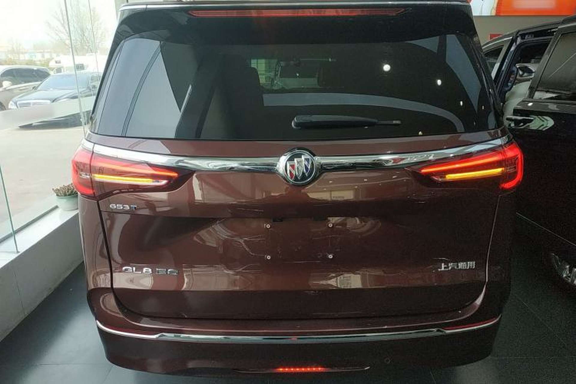 Used Buick GL8 2022 ES Landtrek 653T Luxury Edition Rear