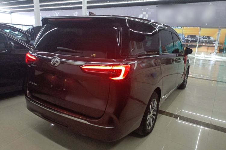 Used Buick GL8 2022 ES Landtrek 653T Luxury Edition Rear Right 45 Deg