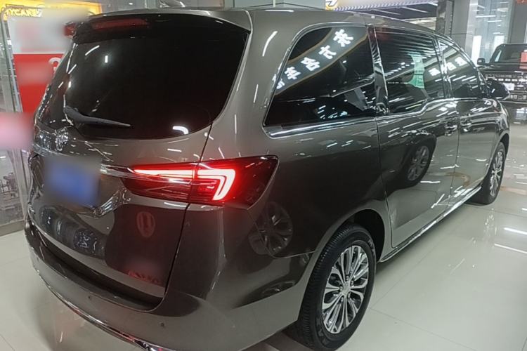 Used Buick GL8 2022 Land Cruiser Executive 652T Luxury Edition with Accessibility Features Rear Right 45 Deg