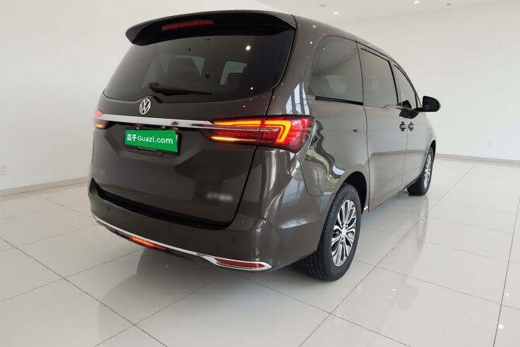 Used Buick GL8 2022 Land Cruiser Executive Class 652T Comfort Model Rear Right 45 Deg