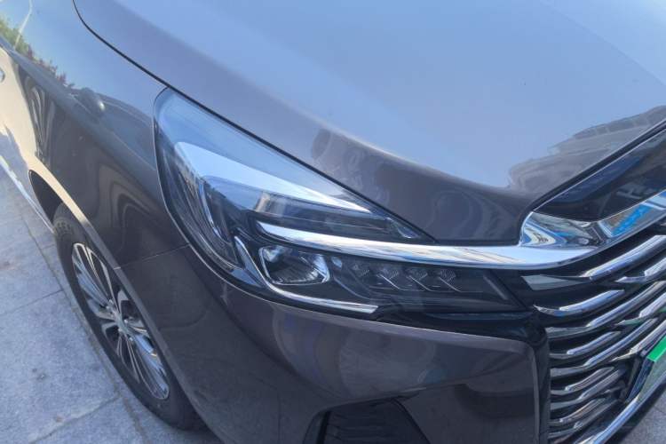 Used Buick GL8 2022 Land Business Class 652T Smart Deluxe Model Right Front Headlight