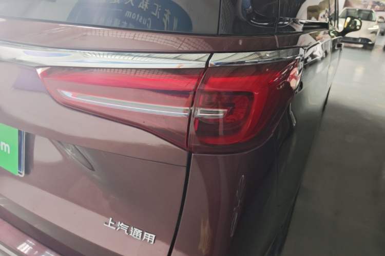 Used Buick GL8 2022 ES Landtrek 653T Comfort Edition Right Rear Taillight