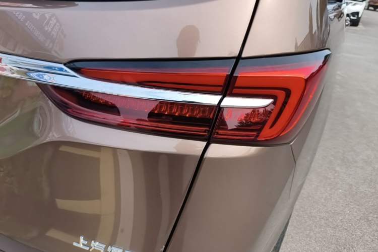 Used Buick GL8 2022 Land Business Class 652T Luxury Model Right Rear Taillight