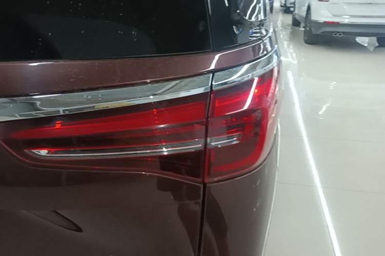 Used Buick GL8 2022 ES Landtrek 653T Comfort Edition Right Rear Taillight