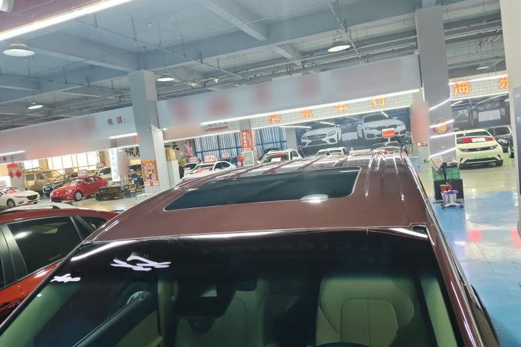 Used Buick GL8 2022 ES Landtrek 653T Luxury Edition Roof