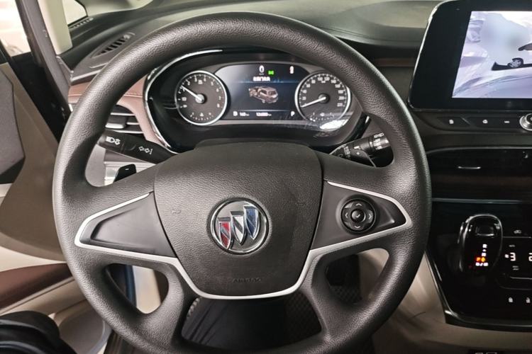 Used Buick GL8 2022 Land Cruiser Executive Class 652T Comfort Model Steering Wheel