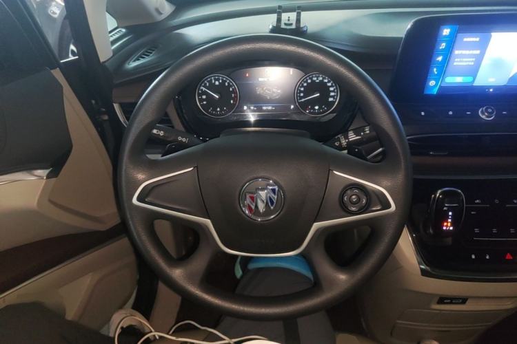Used Buick GL8 2022 Land Cruiser Executive Class 652T Comfort Model Steering Wheel
