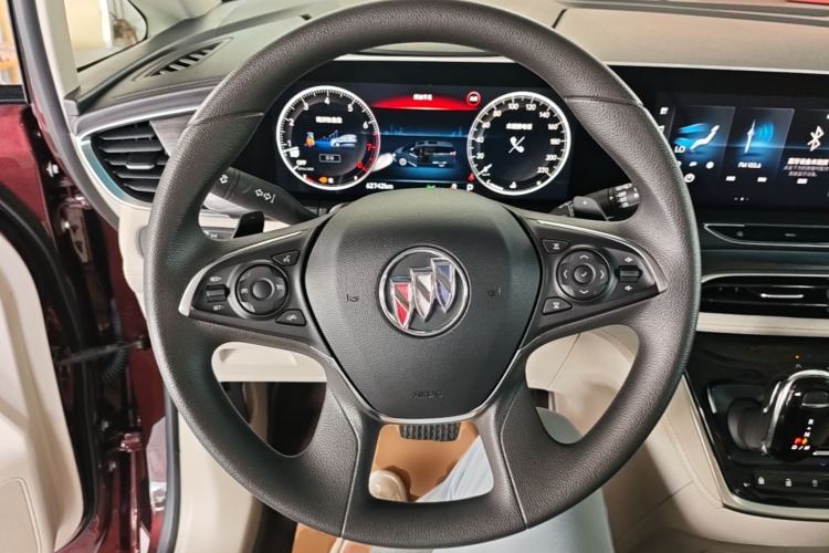 Used Buick GL8 2022 ES Landtrek 653T Comfort Edition Steering Wheel