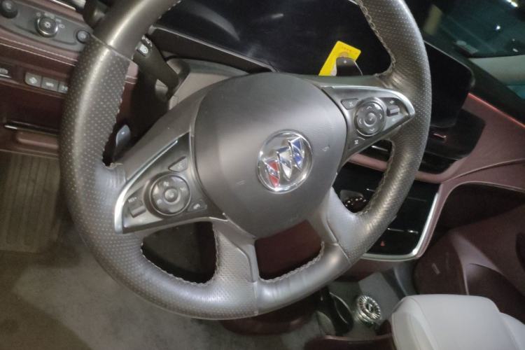 Used Buick GL8 2022 Facelift Avenir Aivia Six-Seat Deluxe Edition Steering Wheel