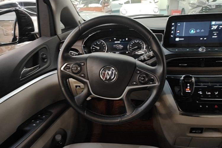 Used Buick GL8 2022 Land Business Class 652T Luxury Model Steering Wheel