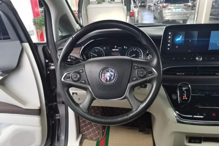 Used Buick GL8 2022 Land Executive Class 652T Prestige Model Steering Wheel