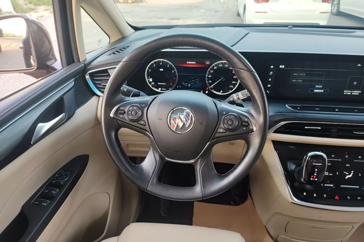 Used Buick GL8 2022 ES Landtrek 653T Luxury Edition Steering Wheel