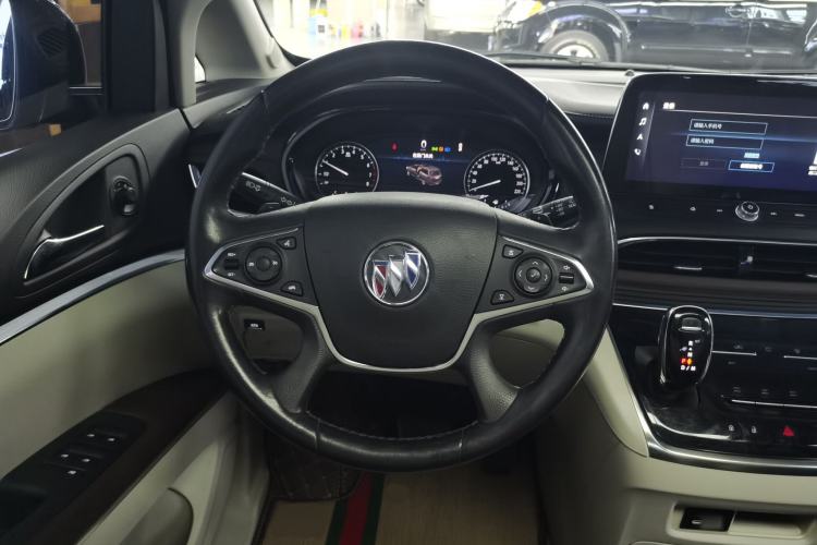 Used Buick GL8 2022 Land Business Class 652T Luxury Model Steering Wheel