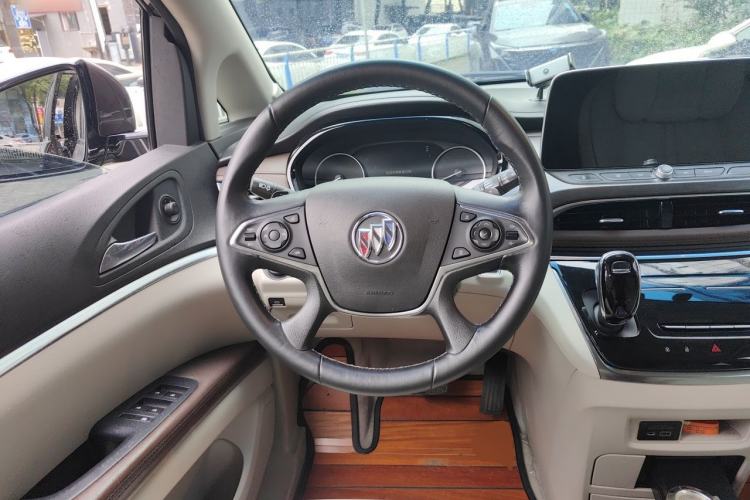 Used Buick GL8 2022 Land Business Class 652T Luxury Model Steering Wheel