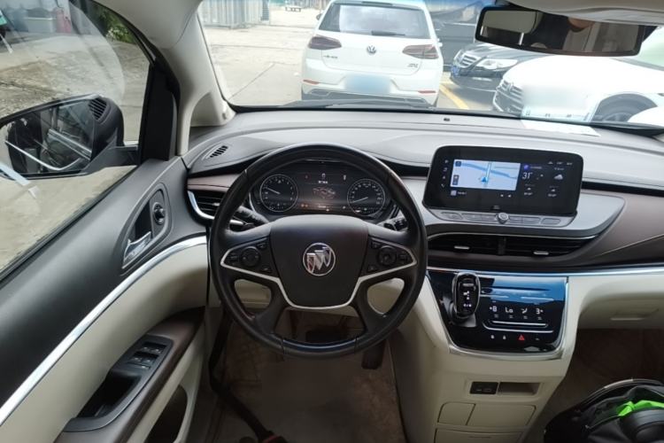 Used Buick GL8 2022 Land Business Class 652T Luxury Model Steering Wheel