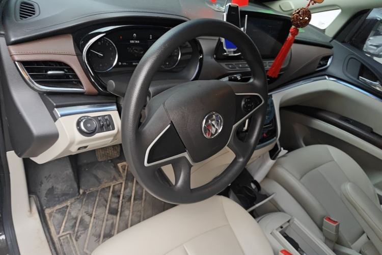 Used Buick GL8 2022 Land Cruiser Executive Class 652T Comfort Model Steering Wheel