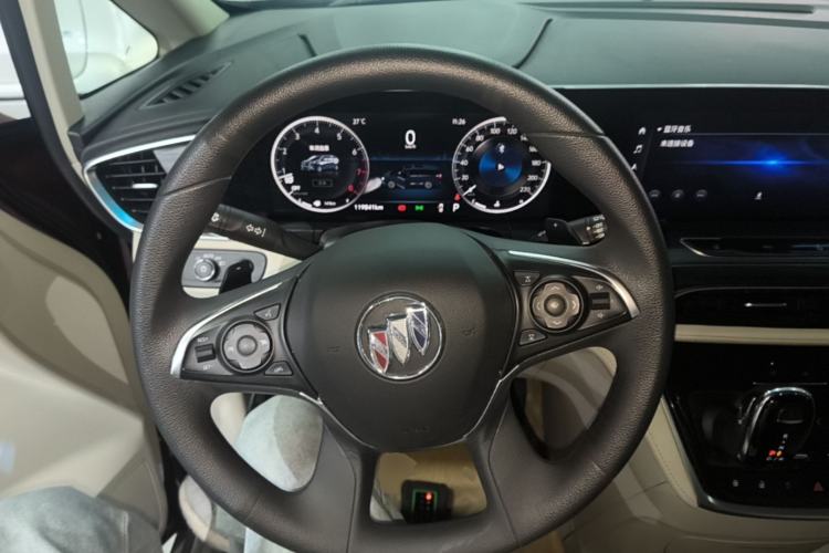 Used Buick GL8 2022 ES Landtrek 653T Comfort Edition Steering Wheel