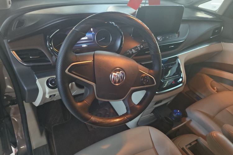 Used Buick GL8 2022 Land Cruiser Executive Class 652T Comfort Model Steering Wheel