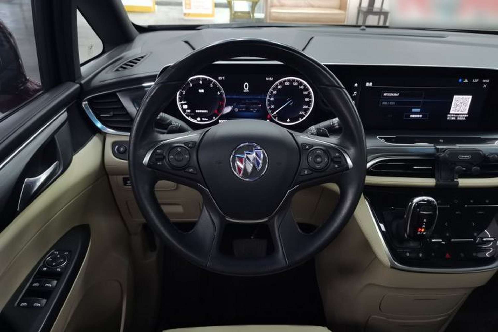 Used Buick GL8 2022 ES Land Cruiser 653T Luxury Model Steering Wheel