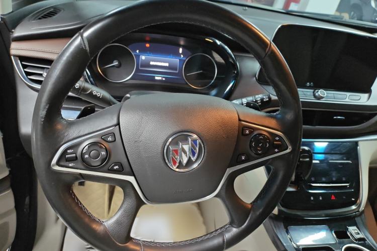 Used Buick GL8 2022 Land Business Class 652T Luxury Model Steering Wheel