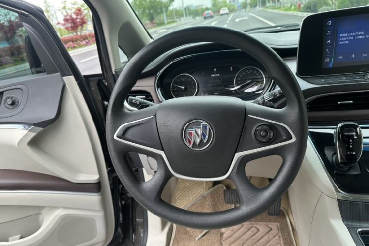Used Buick GL8 2022 Land Cruiser Executive Class 652T Comfort Model Steering Wheel