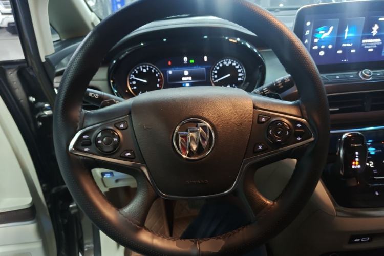 Used Buick GL8 2022 Land Business Class 652T Luxury Model Steering Wheel