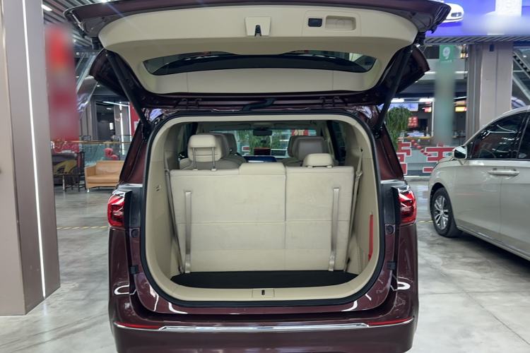 Used Buick GL8 2022 ES Landtrek 653T Flagship Model Trunk