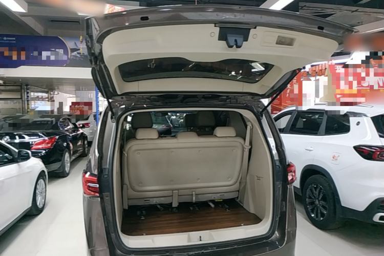 Used Buick GL8 2022 Land Business Class 652T Luxury Model Trunk