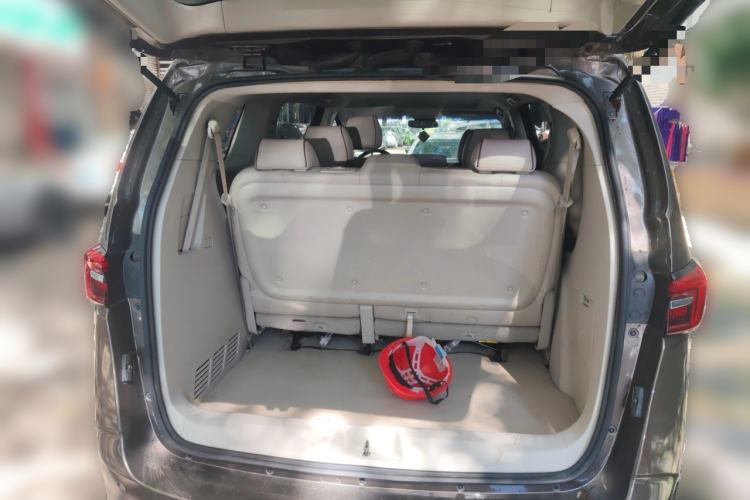 Used Buick GL8 2022 Land Cruiser Executive Class 652T Comfort Model Trunk