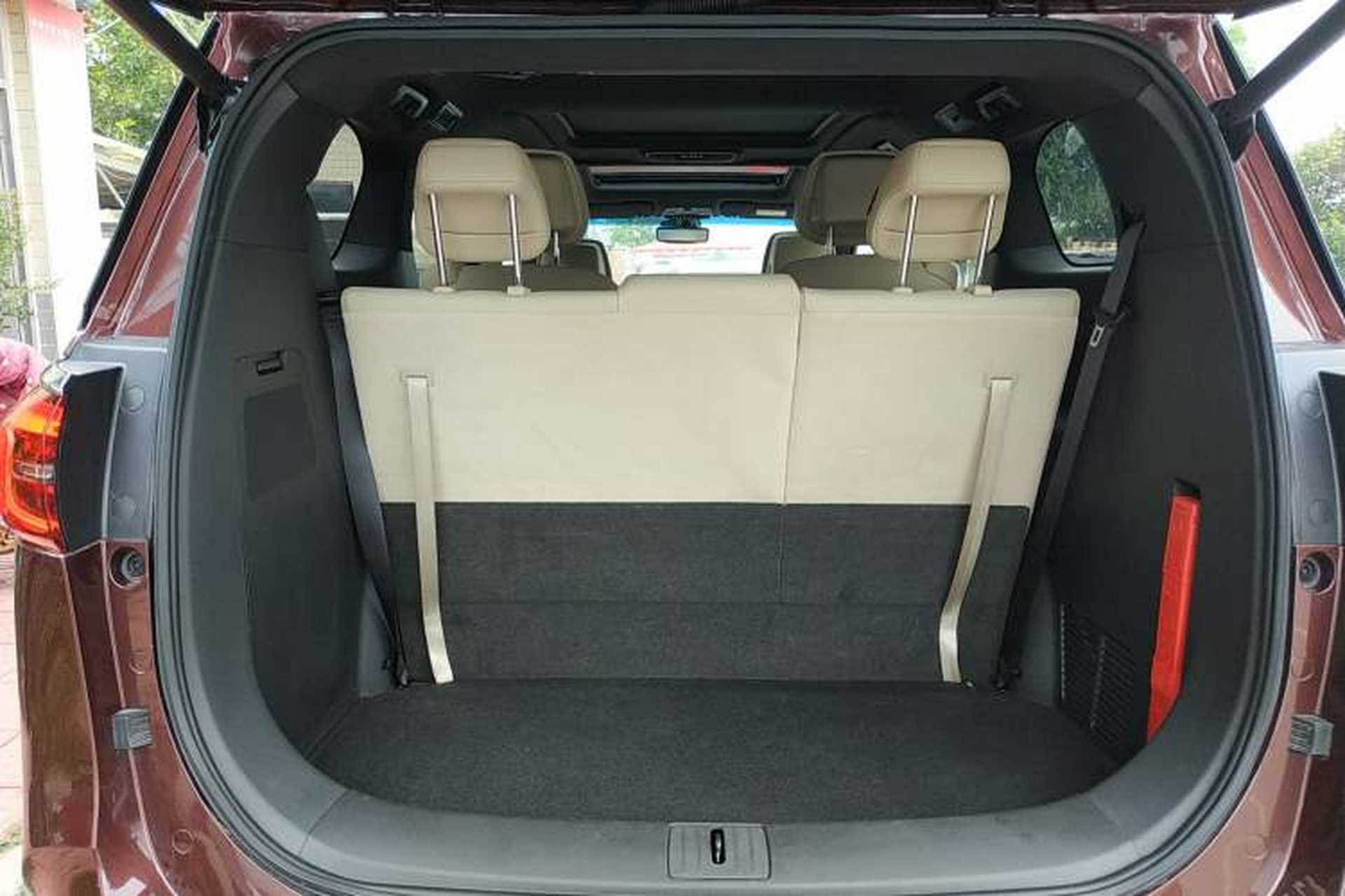 Used Buick GL8 2022 ES Land Cruiser 653T Luxury Model Trunk