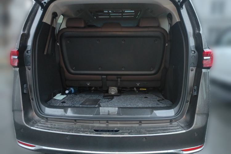 Used Buick GL8 2022 Land Business Class 652T Luxury Model Trunk
