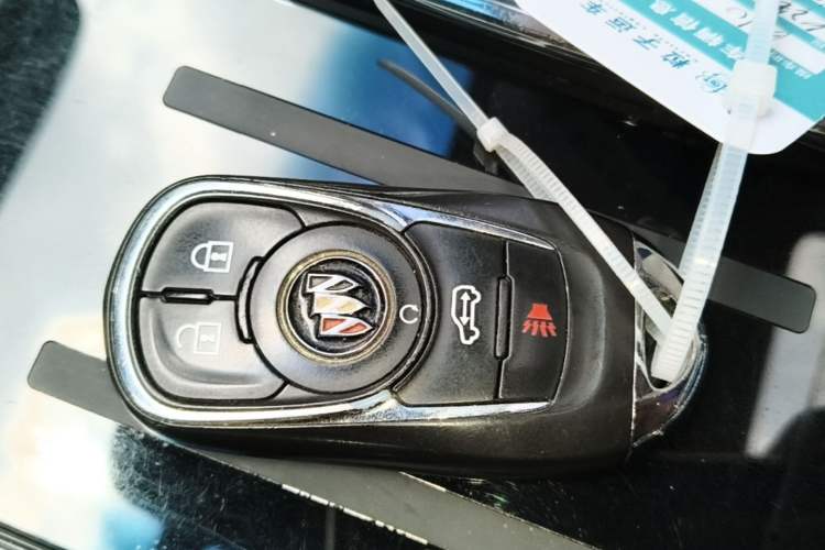 Used Buick GL8 2022 Land Business Class 652T Luxury Model Vehicle Key