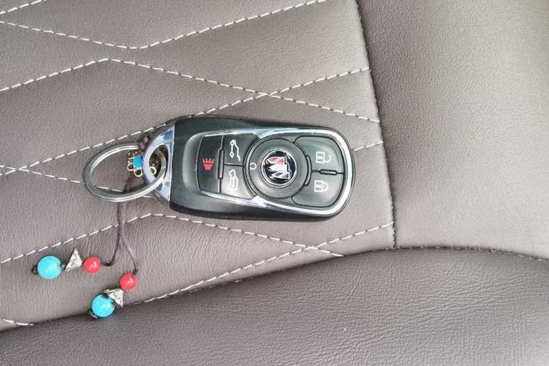Used Buick GL8 2022 Land Executive Class 652T Prestige Model Vehicle Key