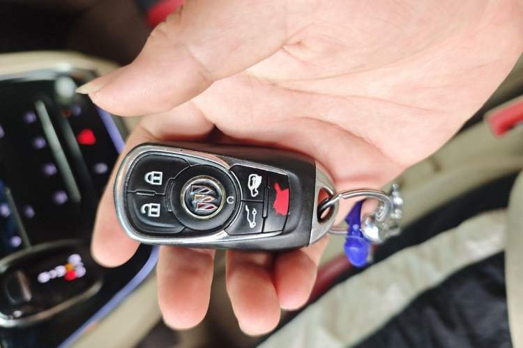 Used Buick GL8 2022 Land Business Class 652T Smart Deluxe Model Vehicle Key