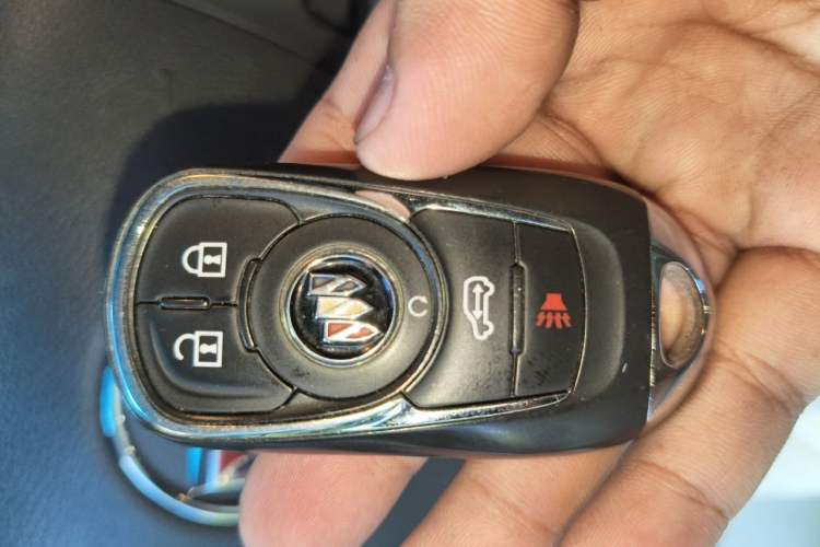 Used Buick GL8 2022 Land Business Class 652T Luxury Model Vehicle Key