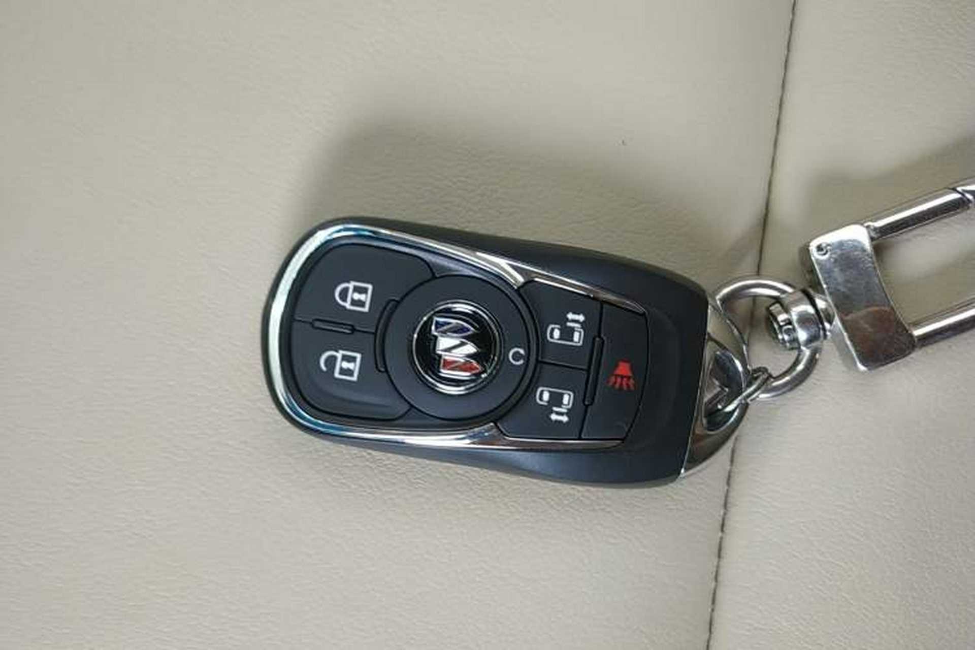 Used Buick GL8 2022 ES Landtrek 653T Luxury Edition Vehicle Key