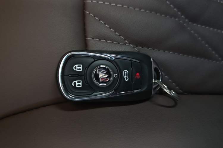 Used Buick GL8 2022 Land Business Class 652T Luxury Model Vehicle Key