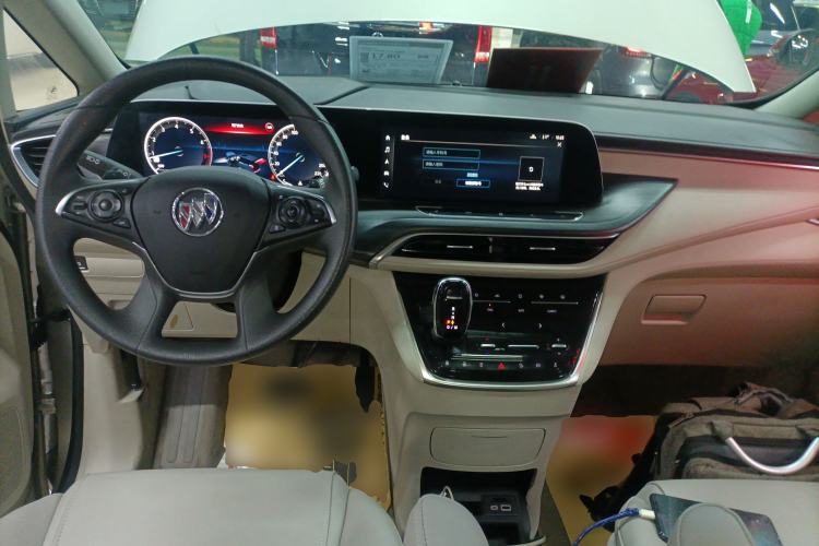 Used Buick GL8 2022 ES Landtrek 653T Comfort Edition Center Console