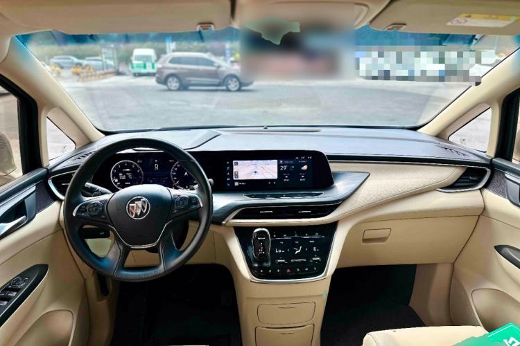 Used Buick GL8 2022 ES Landtrek 653T Luxury Edition Center Console