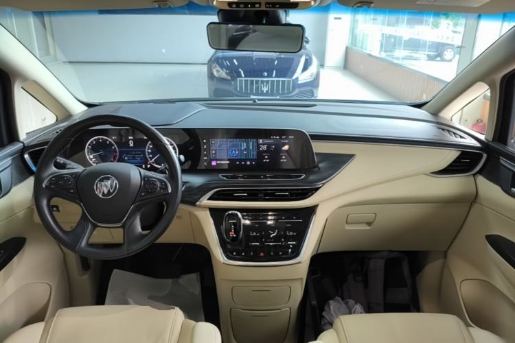 Used Buick GL8 2022 ES Land Cruiser 653T Luxury Model Center Console