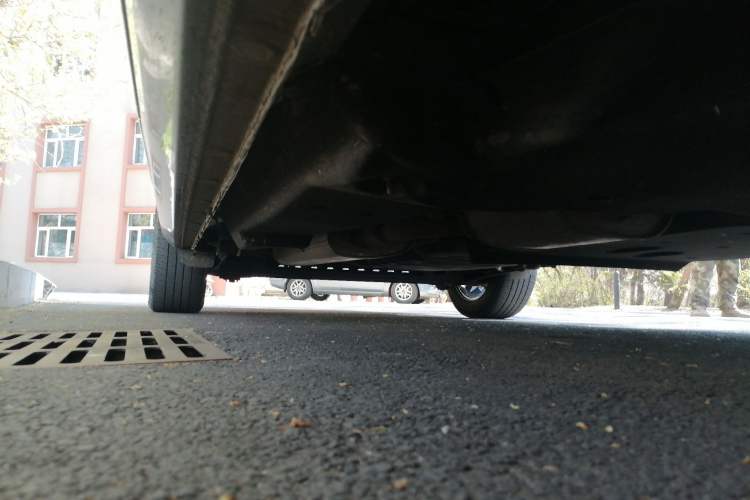 Used Buick GL8 2022 Land Business Class 652T Smart Deluxe Model Chassis Front Right