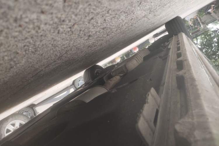 Used Buick GL8 2022 ES Landtrek 653T Comfort Edition Chassis Front Right