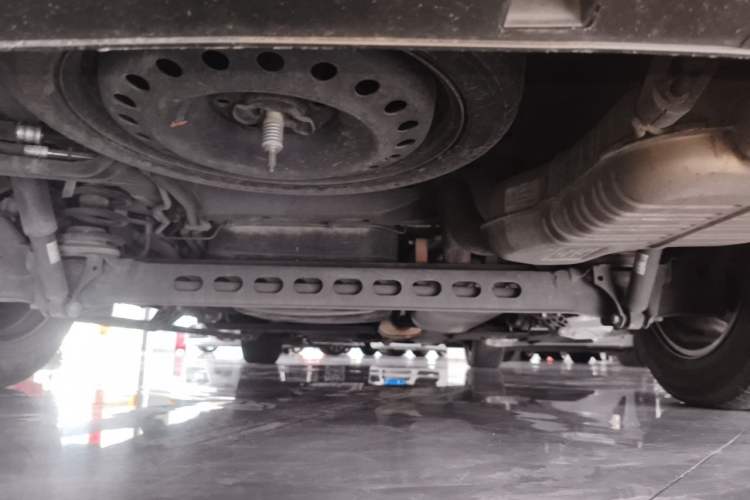 Used Buick GL8 2022 Land Business Class 652T Luxury Model Chassis Rear