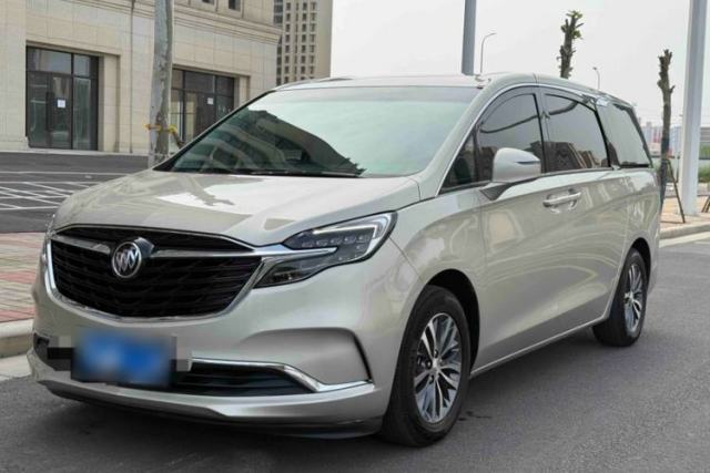 Used Buick GL8 2022 ES Landtrek 653T Comfort Edition