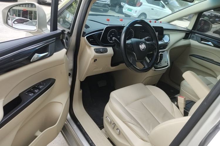 Used Buick GL8 2022 ES Landtrek 653T Luxury Edition Driver Seat