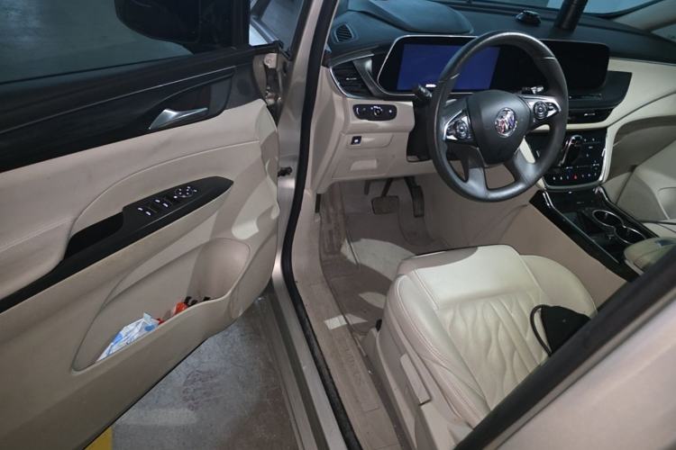 Used Buick GL8 2022 ES Landtrek 653T Comfort Edition Driver Seat