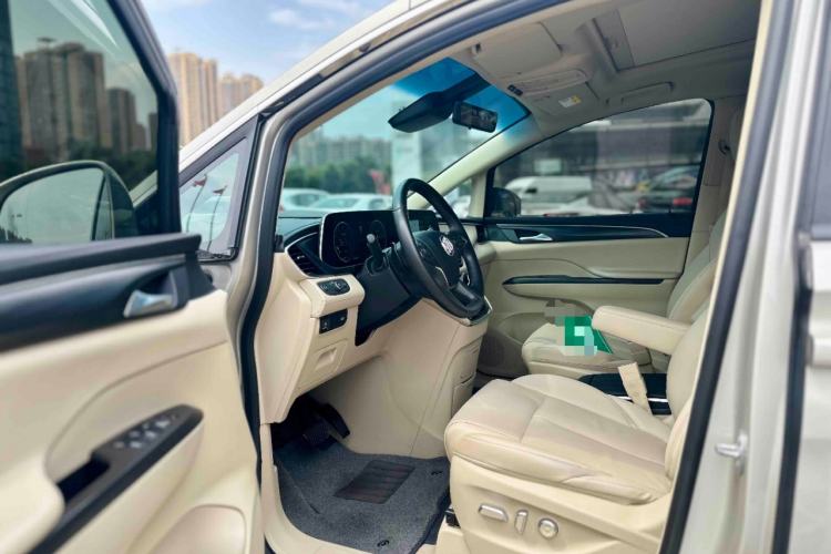 Used Buick GL8 2022 ES Landtrek 653T Luxury Edition Driver Seat