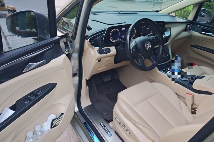 Used Buick GL8 2022 ES Landtrek 653T Luxury Edition Driver Seat