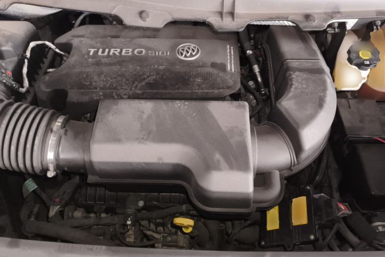 Used Buick GL8 2022 Land Business Class 652T Luxury Model Engine Bay