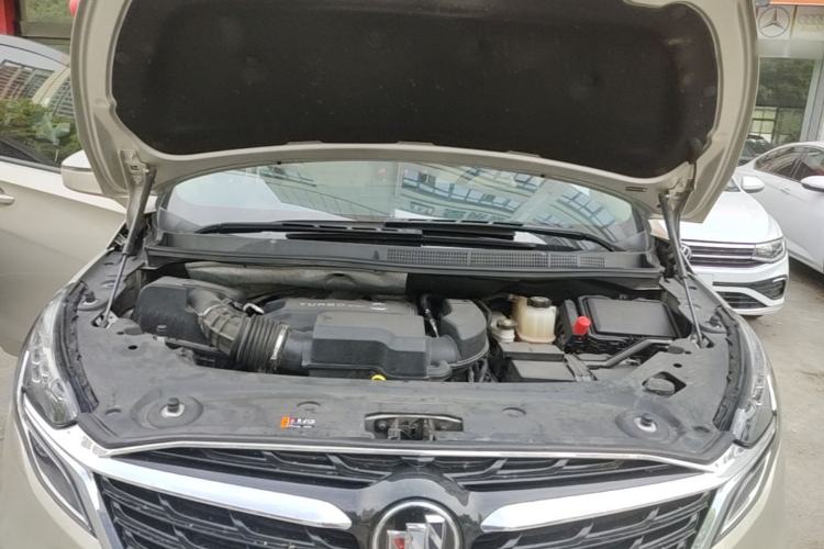 Used Buick GL8 2022 ES Landtrek 653T Luxury Edition Engine Bay